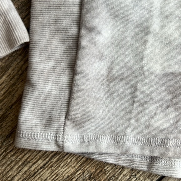 All in motion sweatshirt - Picture 4 of 10